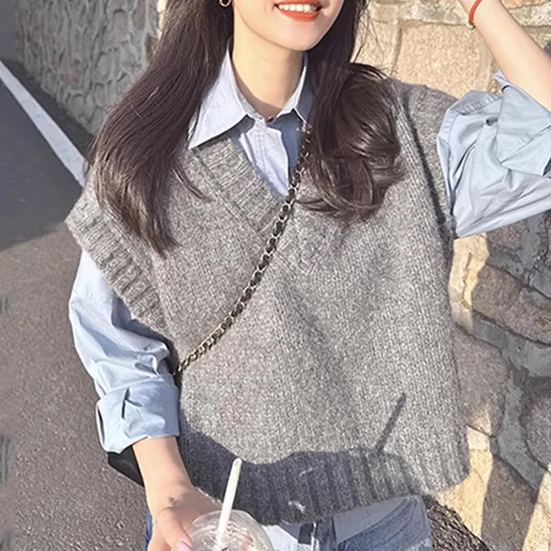 

Autumn Winter Knitted Sleeveless Short Sweater Vests 2025 Grey Women's Outerwear Tops Korean Sweet Style V-neck Casual Knit Vest