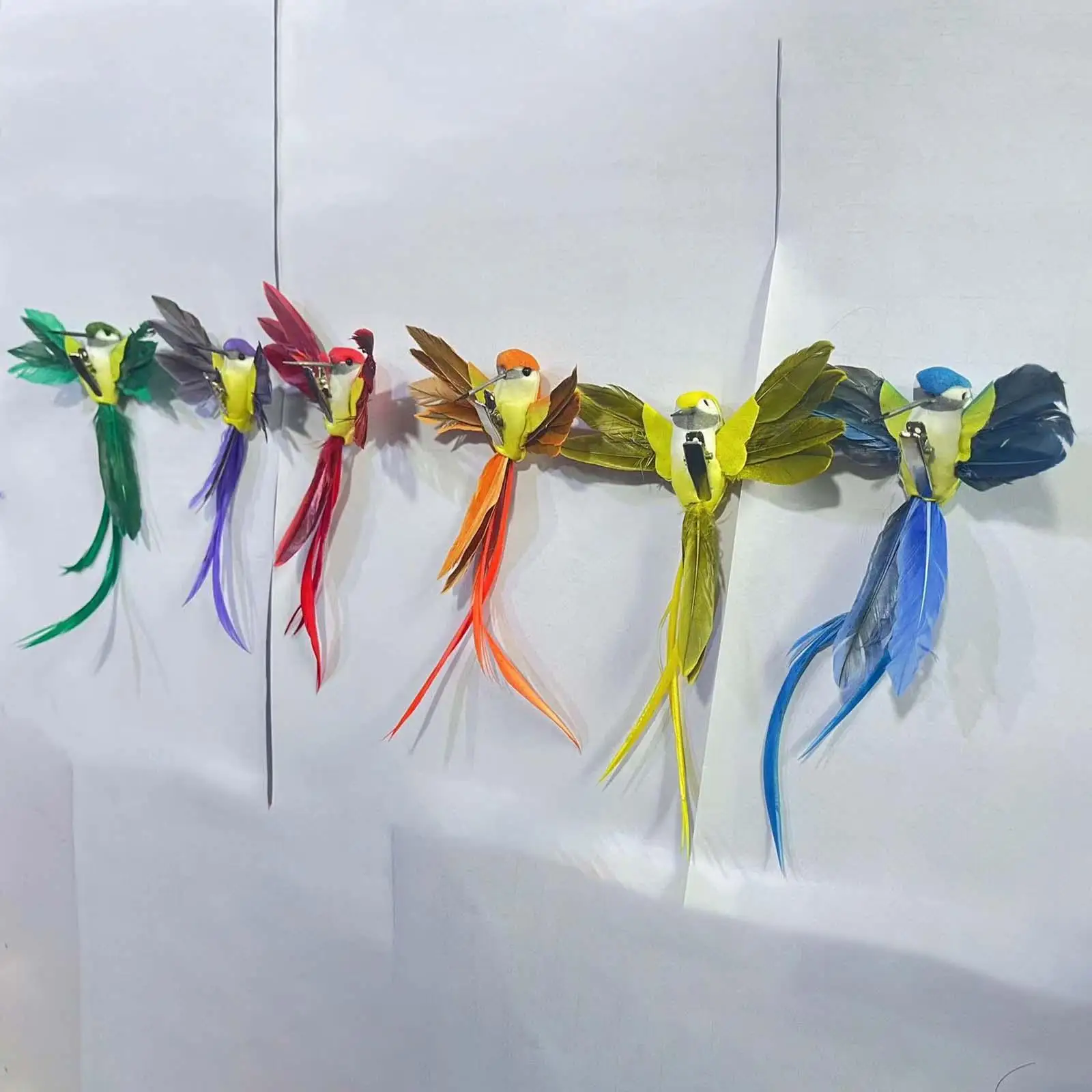 6x Artificial Birds Realistic Looking Fake Foam Birds Bird Figurines Lifelike Feathered Hummingbird for Home Ornaments Decor