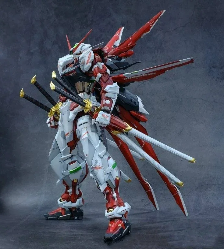 About 26cm Reprint Spot Nielsen PG1:60 Red Attendant Ghost Red Alien 2.0 Assembly Model with Four Blade Flying Backpack