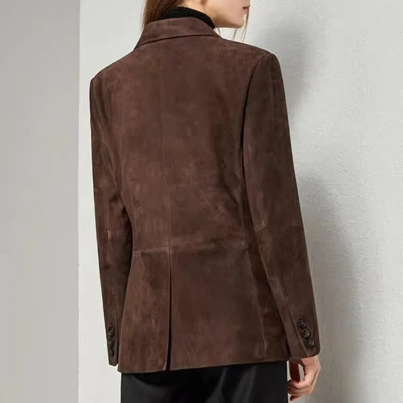 Luxuriöse High-End-Kind-Wildlederjacke für Damen, Wintertaschen, Schlankheitsmantel, gefüllt mit Maulbeerseide, tiefem Kaffee, warme Weste