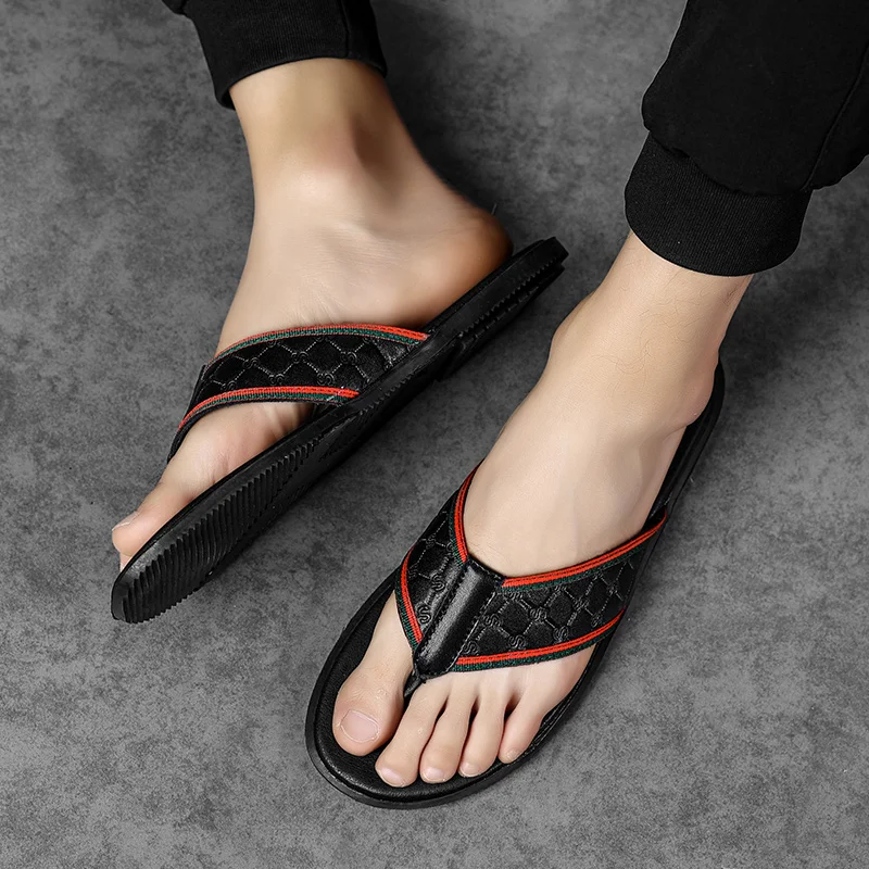 Summer Men\'s Leather Flip Flop New High Quality Shoes for Men Outdoor Soft Comfortable Slippers Mens Flat Slip-on Beach Sandals