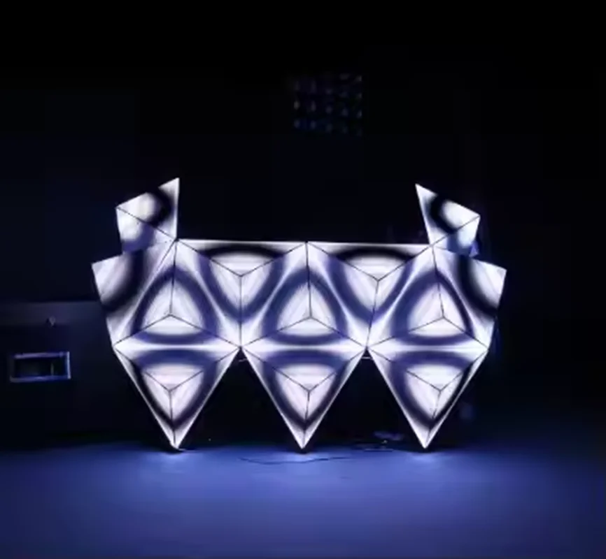 D-KING Indoor Dj Booth Led Display Screen Triangular Triangle Hexagon Module Bar Dj Booth Stage Led Display