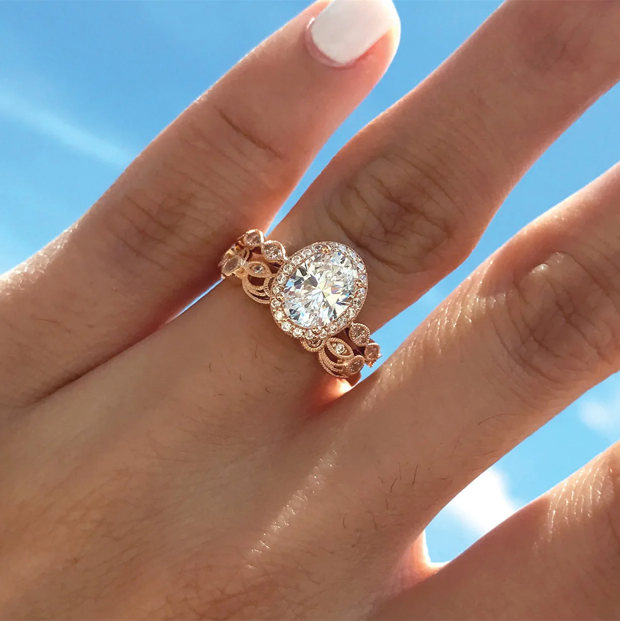 925 Sterling Silver New Hollow Pattern Diamond Egg Shape Zircon Ring Women Fashion Engagement Jewelry