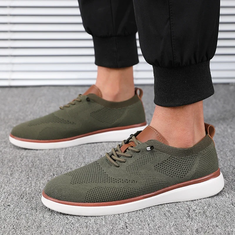 Men’s Lightweight Knit Sneakers 15