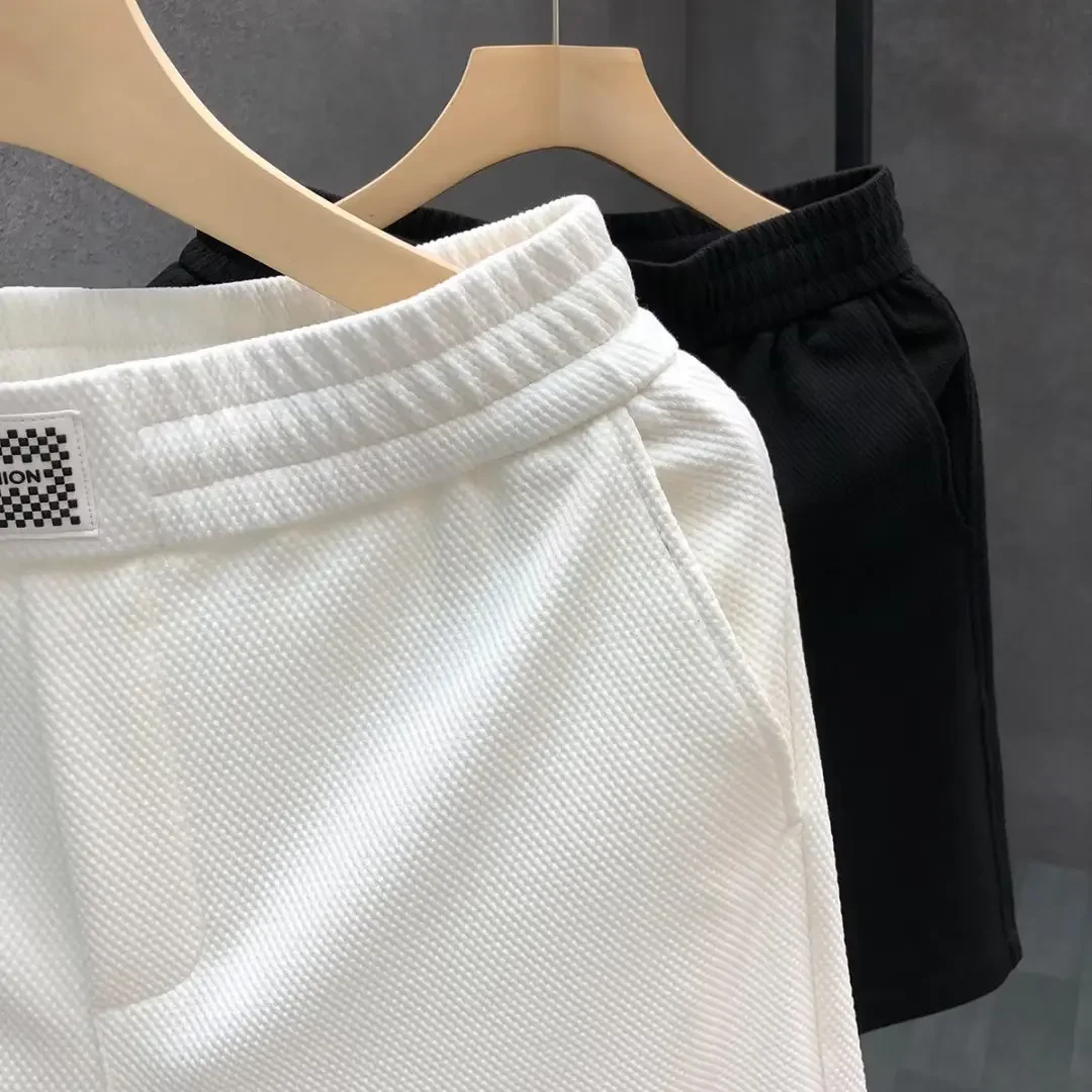 Shorts esportivos de luxo leve masculino, atenção aos detalhes, estilo versátil