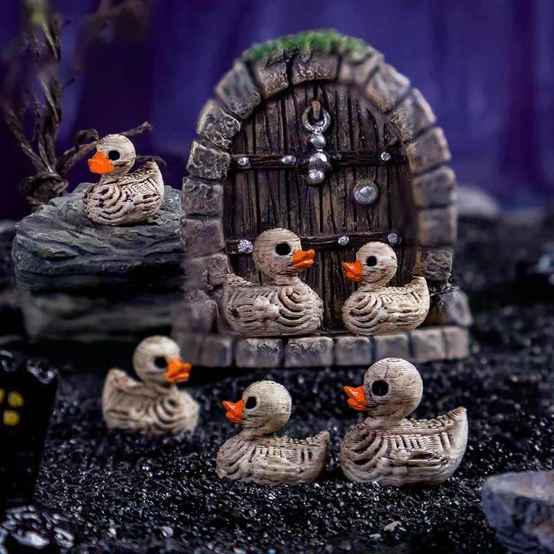 5PCS Mini Ducks Skeleton Halloween Decorations Resin Scary Duck Miniatures Home Decorative Figurines Micro Landscape