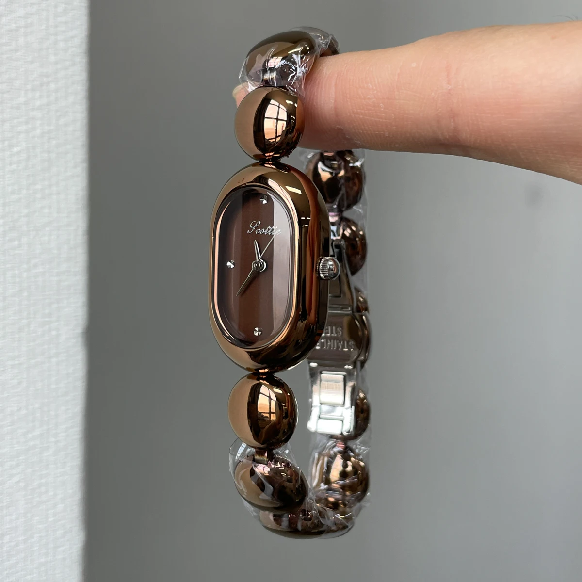 CILOA Womens Quartz Watch Coffee Oval Dial Rhinestone Hour Mark Round Bead Chain Bracelet Elegant Daily Wristwatch