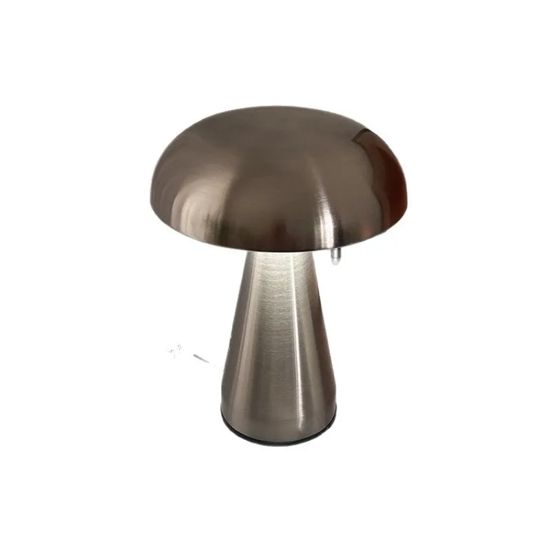 

Металлическая лампа в форме гриба, простая, современная, креативная, оригинальная настольная лампа.