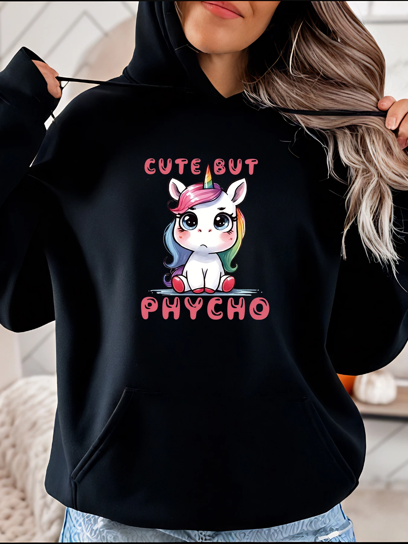 

Милая толстовка с принтом единорога в повседневном стиле с радужным грибом и розовым текстом для женской повседневной носки