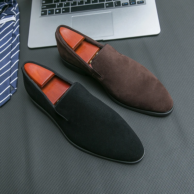 

Мужские туфли на плоской подошве. Удобный джентльменский стиль. Модная вечеринка. Классика для офиса и работы. Черный, коричневый, ретро и без шнуровки.