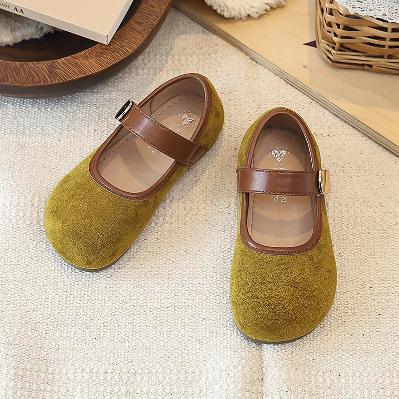 Leichte Wildleder-Mary-Jane-Schuhe für Kleine Mädchen mit Schnallenverschluss, Rutschfester Weicher Flacher Sohle für Drinnen und Draußen, Frühling und Herbst – Detail 5