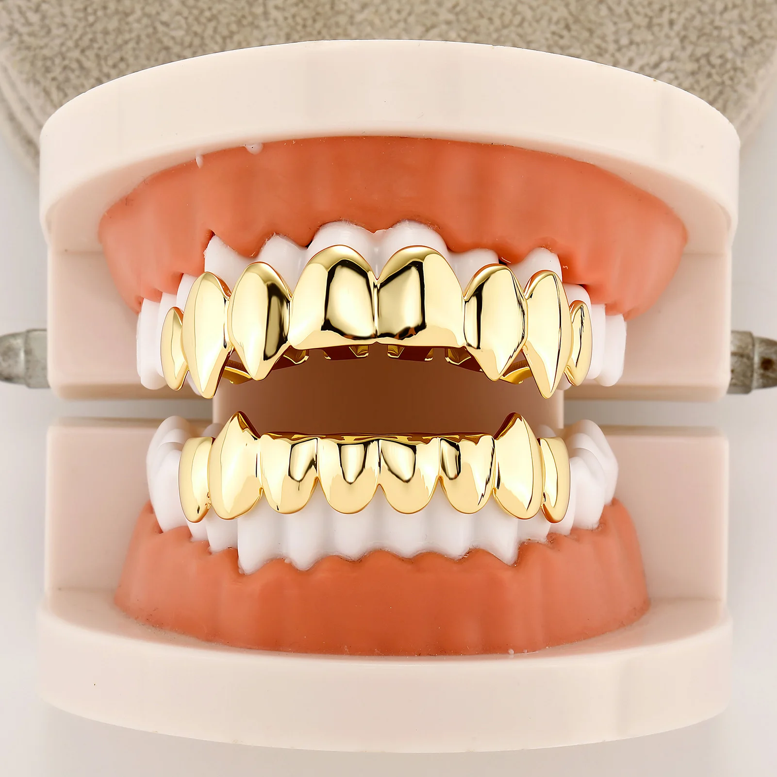 JINAO Hip Hop 8teeth Smooth surface double Vampire fangs Teeth Grillz Men Women Top&Bottom Grill Punk Rapper Christmas Cosplay