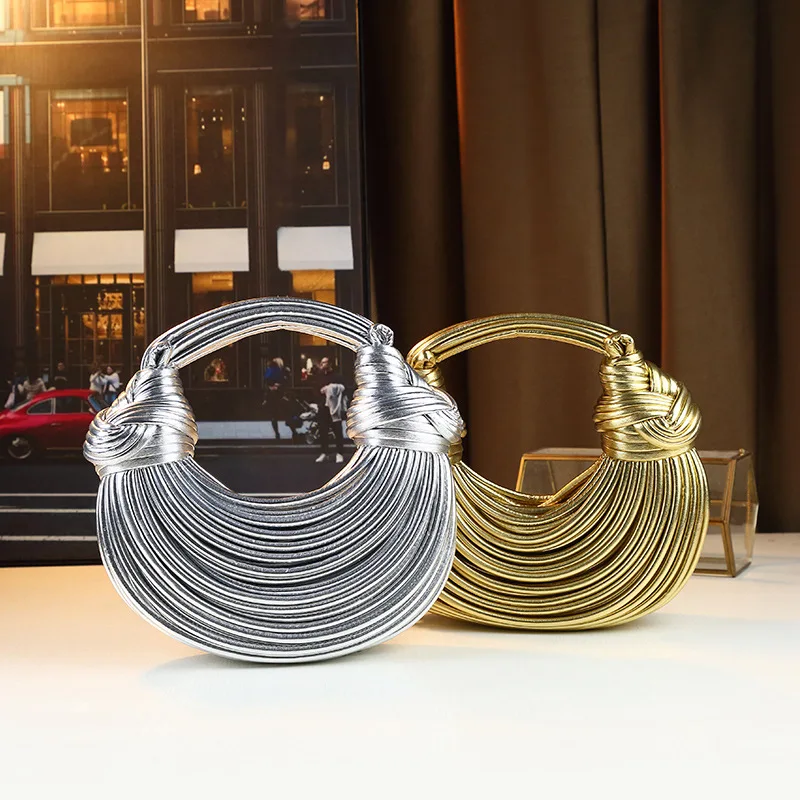 

Chic Solid Color Designer Diaper Bag For Women Unique Crossbody Handbag Luxury Leather Retro Style Messenger Purse And Tote