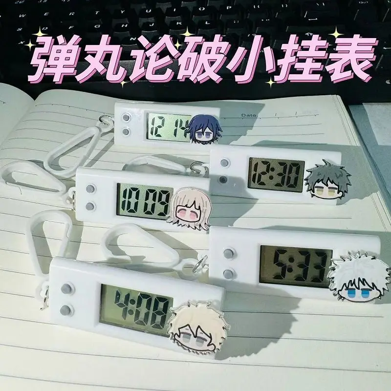 ساعة حائط صغيرة من Danganronpa Komaeda Nagito Kokichi Ouma ، ساعة إلكترونية صغيرة مخصصة لامتحان الطلاب ، قلادة حقيبة مدرسية جميلة