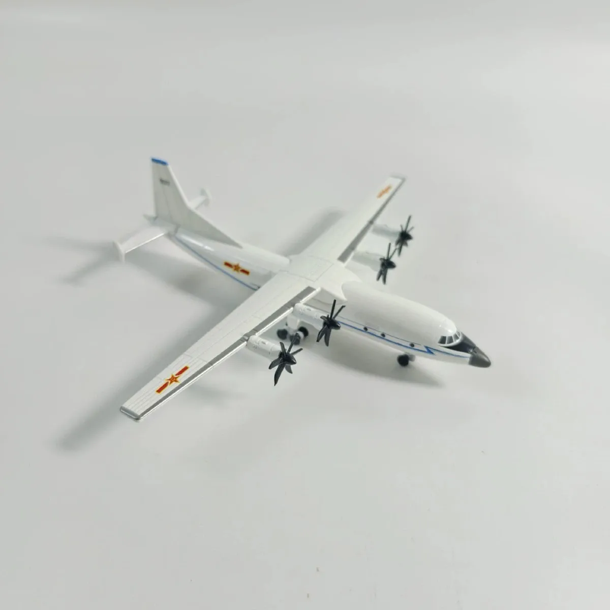 

1:200 Scale Y-8 Y8 Simulation Alloy Transport Aircraft Diecast Static Collectible Toy Airplane Model Gift Decoration With Stand