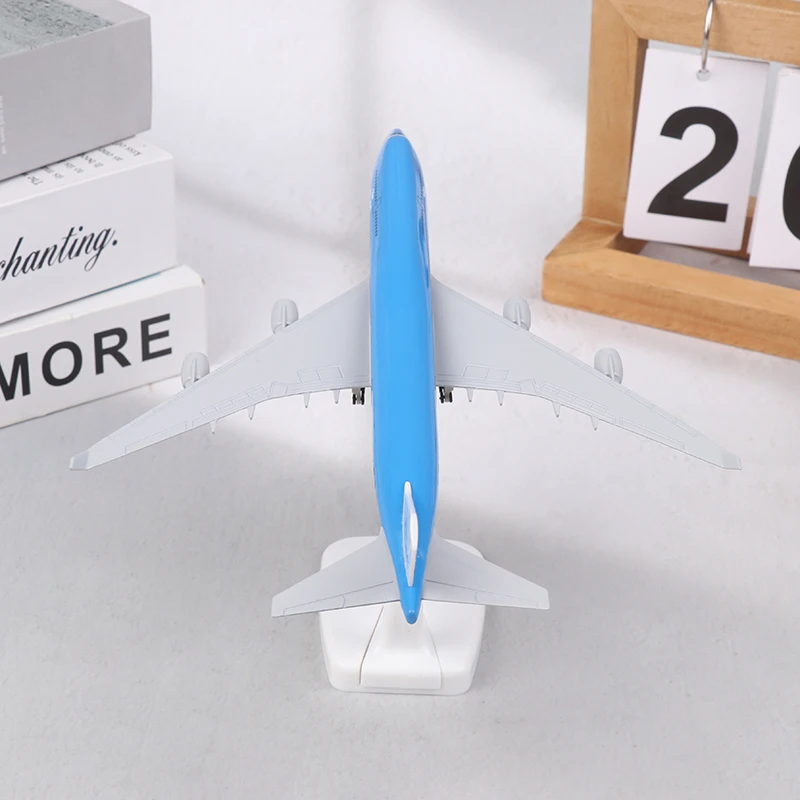 20CM Netherlands KLM Airlines 747-400 Airways Diecast Airplane Model Alloy Metal Air Plane Model Landing Gears Aircraft Toys