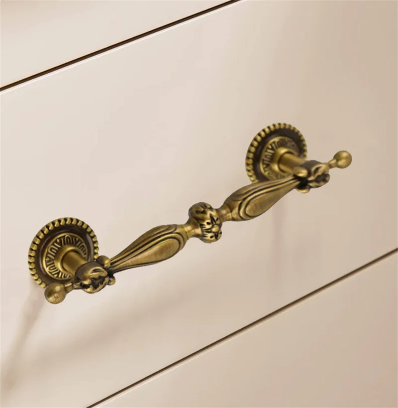 

Italian Palace Style Cabinet Door Handles Drawer Knobs Brass Vintage Solid Cupboard Wardrobe Closet Pulls Furniture Handles Diy