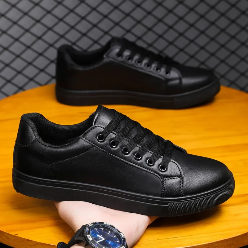 Chaussures décontractées noires pour hommes, chaussures tendance, nouvelle mode d'automne, espadrilles décontractées pour hommes, chaussures plates légères et confortables