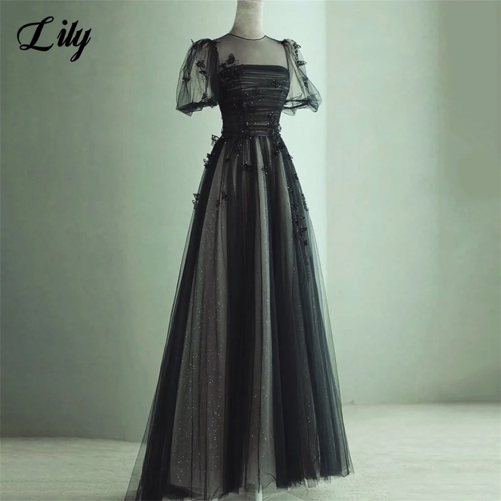 

Lily Black O-Neck Long Party Dresses Appliques Pleat Beach Vintage Night Dress Short Sleeves Net Celebrity Dresses Customized