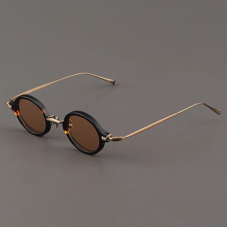 

2025 New Pure Titanium Trend Men's Glasses Transparent Frame Fashion Polarized Ladies UV400 Round Sunglasses