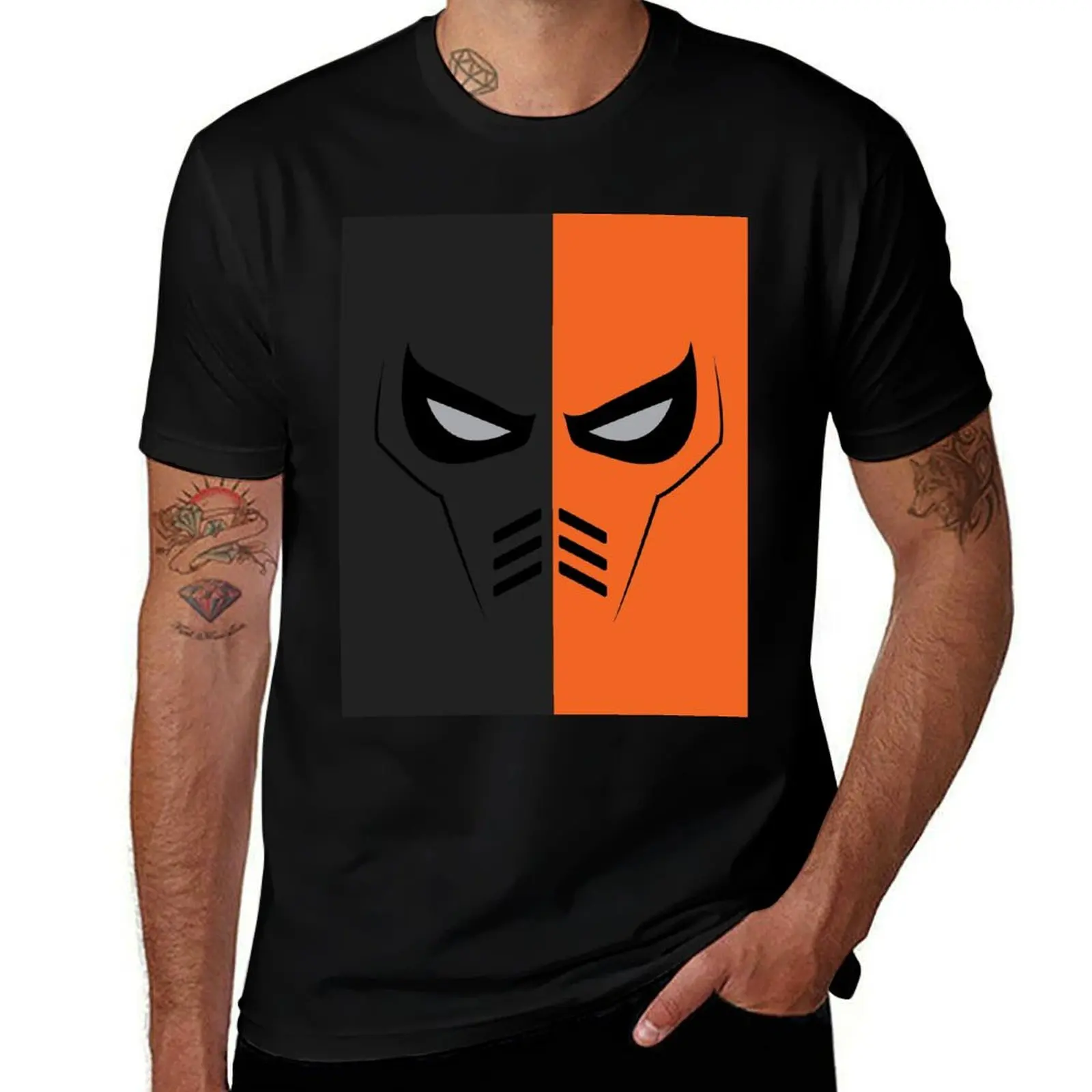 Deathstroke Mask T-Shirt Big and Tall Loose Fit T-Shirt