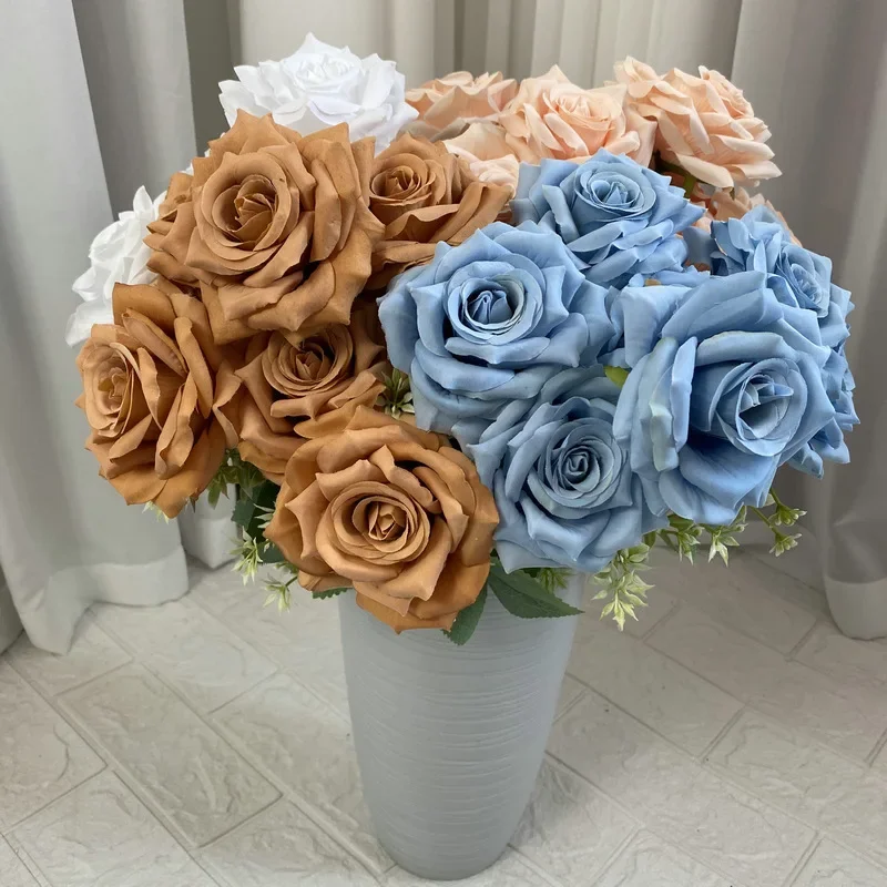 42CM Artificial Rose Bouquet, Matte Cloth 7-head Paris Rose Wedding Hotel Decoration Home Decoration and Road Guide Bouquet