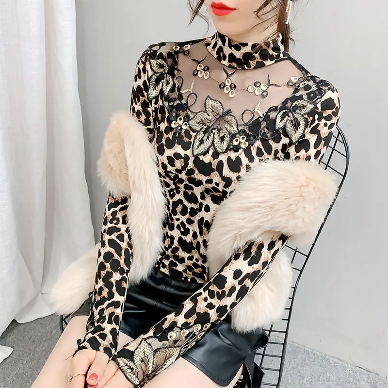 Vintage Printed LaceEmbroidery  Hollow Out Leopard Blouses Women Clothing 2023 Autumn Loose Elegant Pullovers Office Lady Shirts