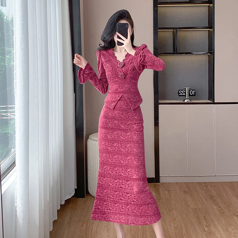 Fashion Autumn Jacquard Lace Two Piece Set New Fashion Women V Neck Rose Red Flare Sleeve Split Tops + Long Party Skirt Suits