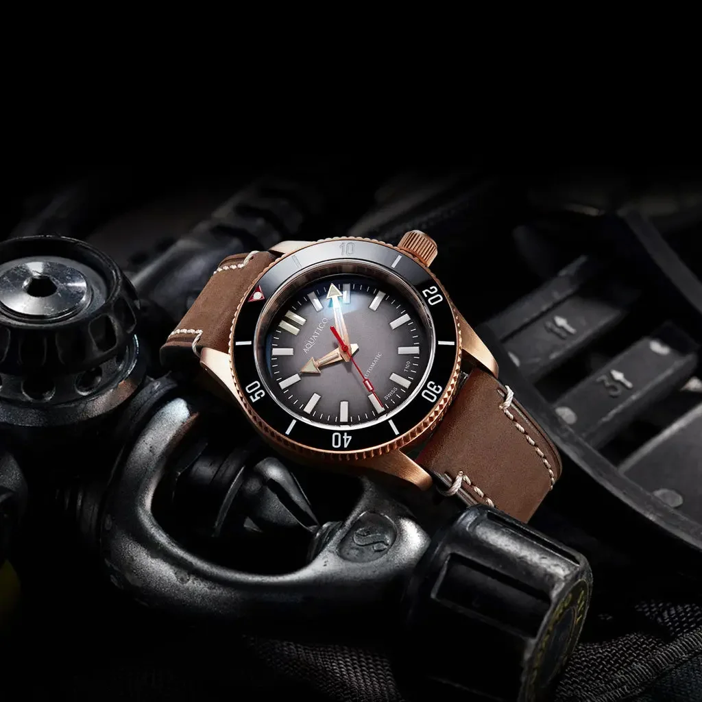 Aquatico Super Star Bronze Dive Watch Black Dial No Date (SWISS Sellita sw200-1)