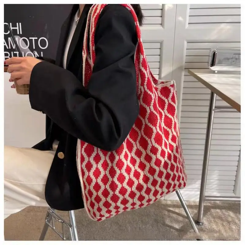 

Portable Knitted Women's Shoulder Bags Female Large Capacity Tote Bags Casual Rhomboid Lattice Shopper Bags Fashion Handbags