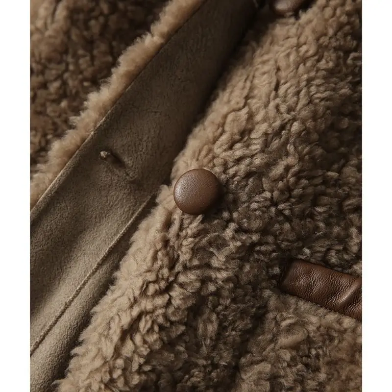 2025 Fur Integrated Lamb Fur Short Coat Small Fragrance Wind Resistant External Particle Coat Warm Autumn and Winter Velvet New