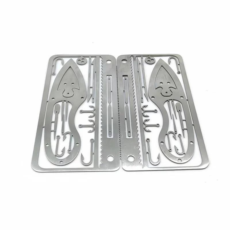 Multifunctional Outdoor Fishing Hook EDC Card - Portable Hunting & Survival Tool for Wilderness Adventures