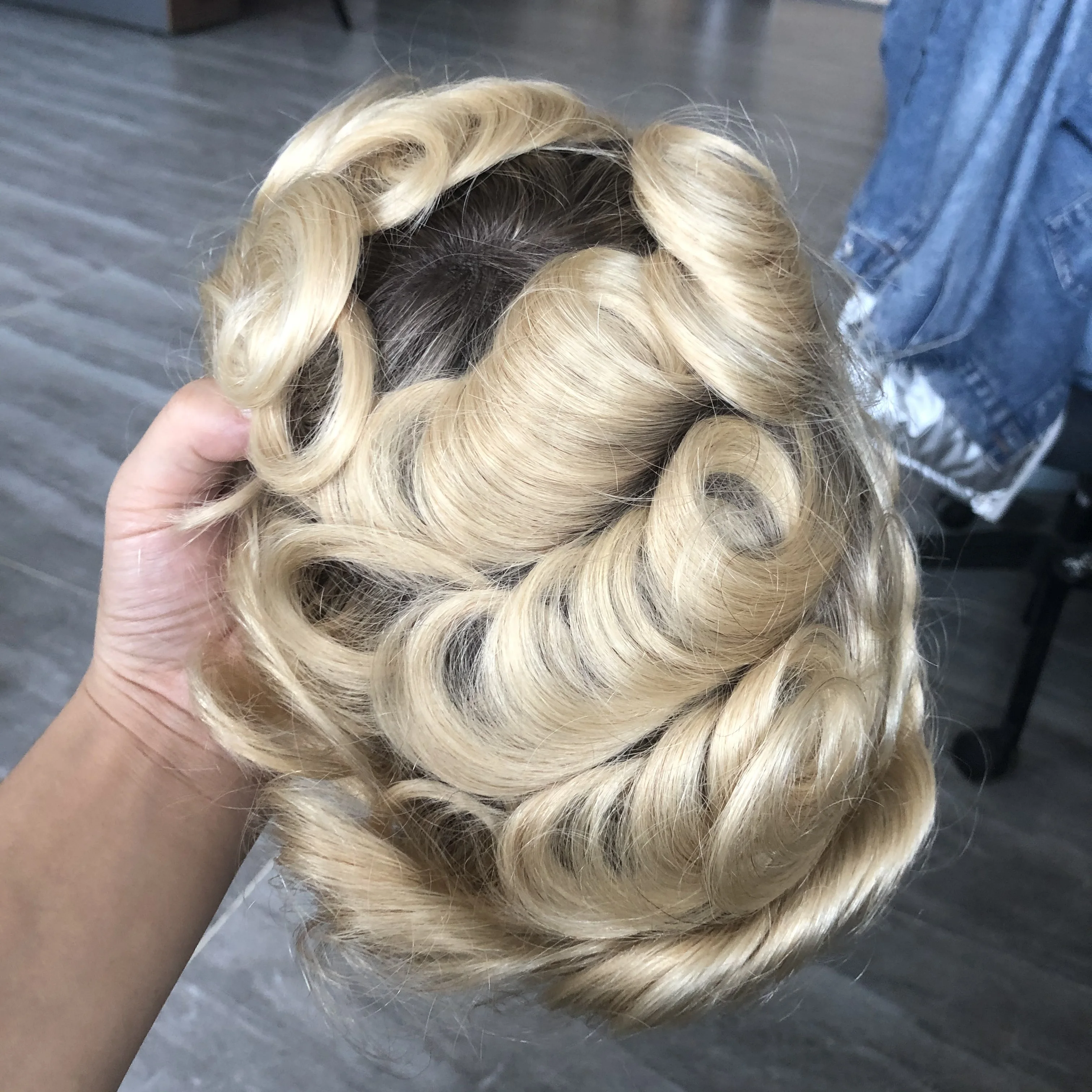 Natürliches Haaransatz-Kapillärprothesensystem für Männer, Toupet aus 100% Echthaar, Ombre-Blond, super haltbar, Mirage Thin Skin Base Perücken – Detail 3