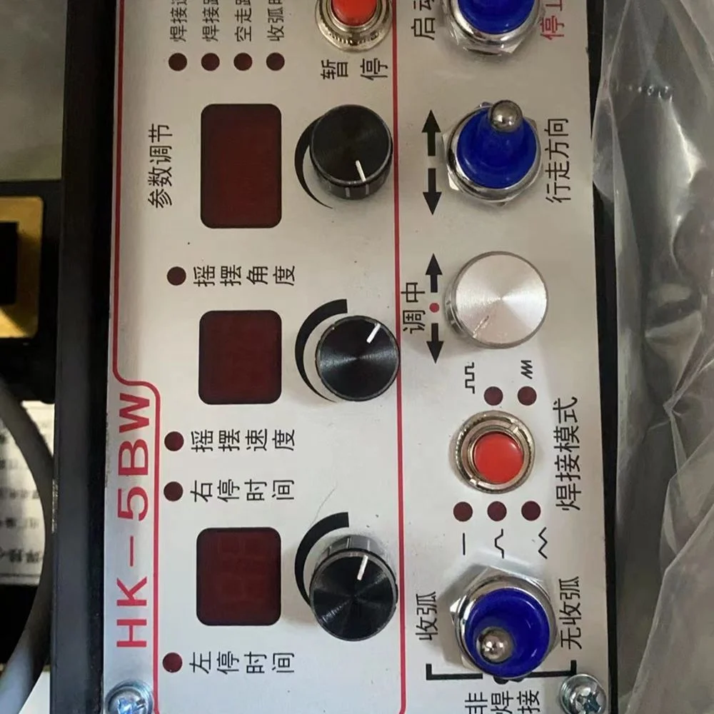 Trator de carrito HK-5BW-D para soldadura continua intermitente oscilante con riel plano de 1,8 M Condición nueva