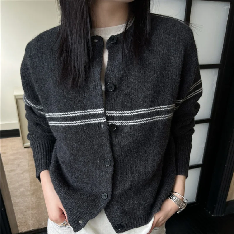 Solid Color Knitted Cardigan Women Korean Single Breasted Long Sleeve Jumper Woman Round Neck All Match 100％ｗｏｏｌ　Ｌｏｏｓｅ　Outwear 　