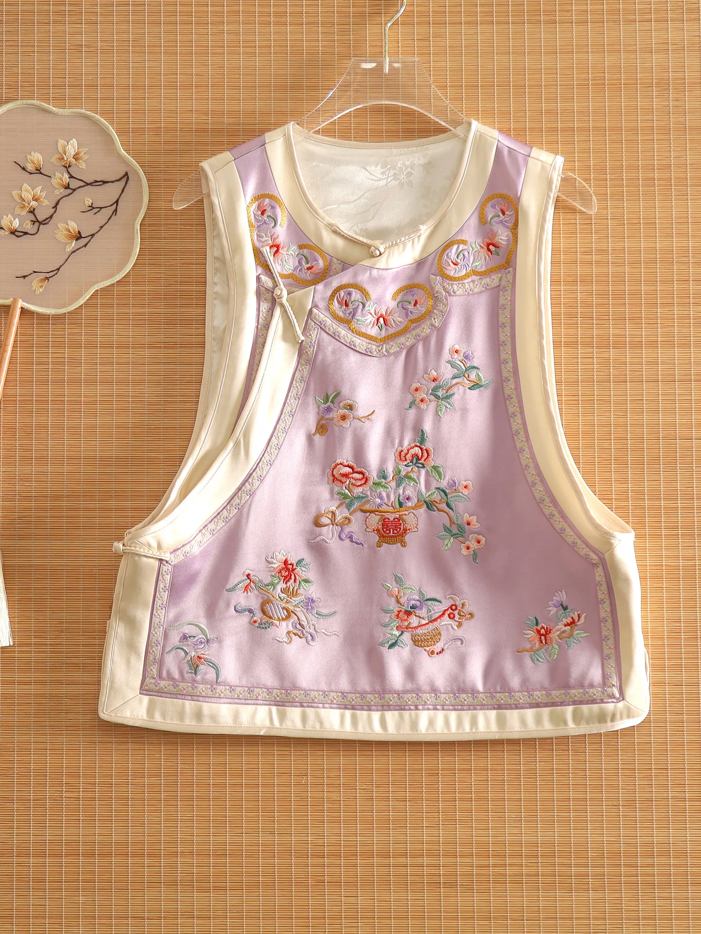 Elegant Acetate Embroidered Vest Women's Fashionable Outerwear Spring Autumn Middle-Aged Mom's Top Matching Versatile Item