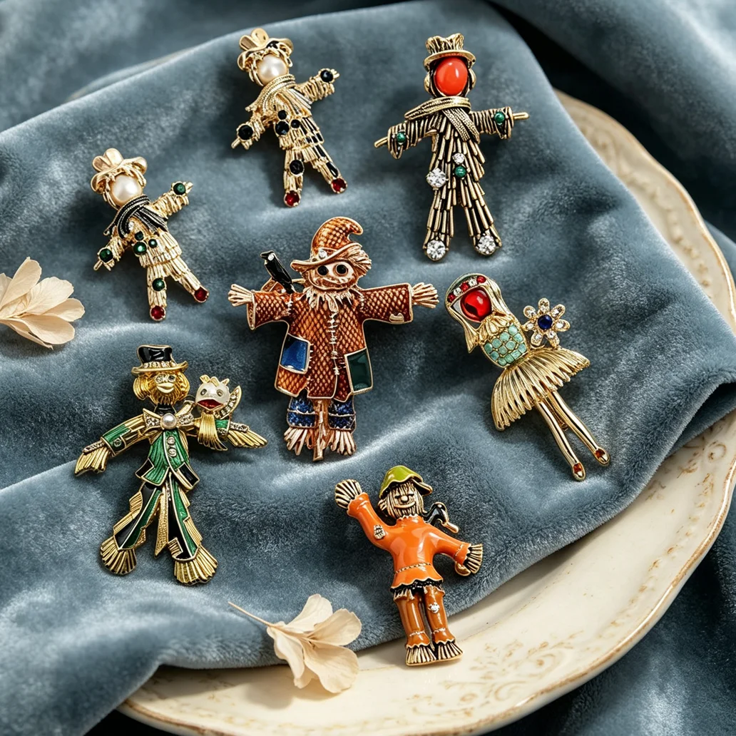 SKEDS Vintage Scarecrow Brooch Creative Gender Pin Buckle Lapel Pins Corsage Coat Accessories for Women Men Clothing Badges Gift