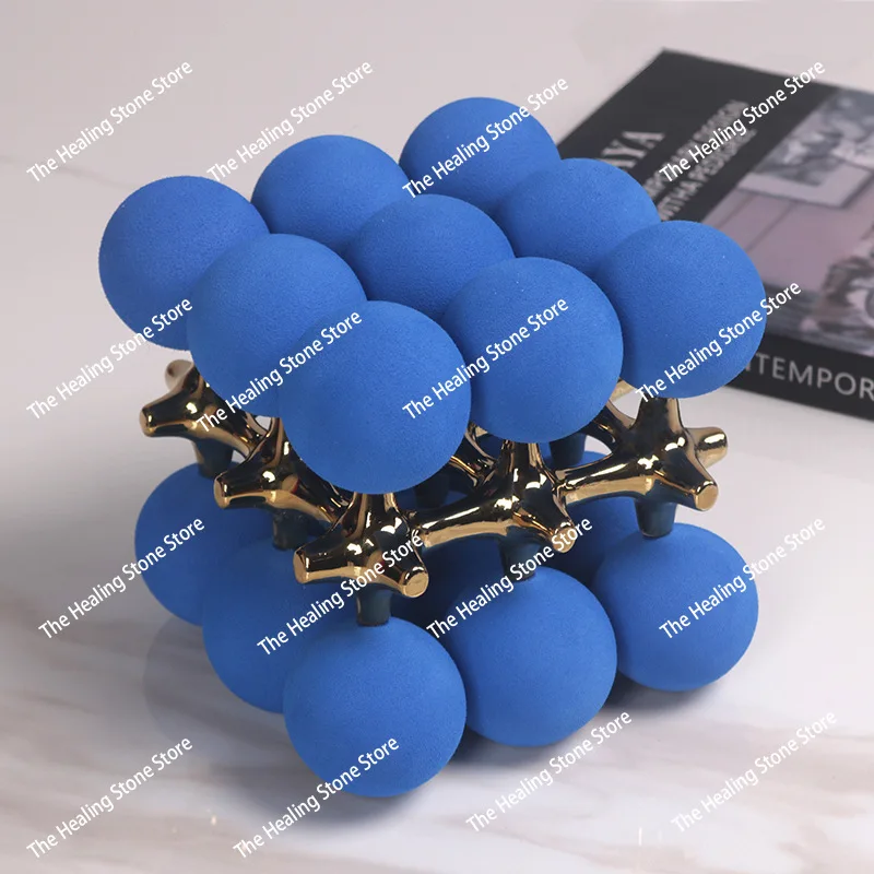 シンプルでモダンなライトラグジュアリーな営業所用樹脂製幾何学ボールソフトデコレーションジュエリーホームモデルルーム手工芸品オーナメント