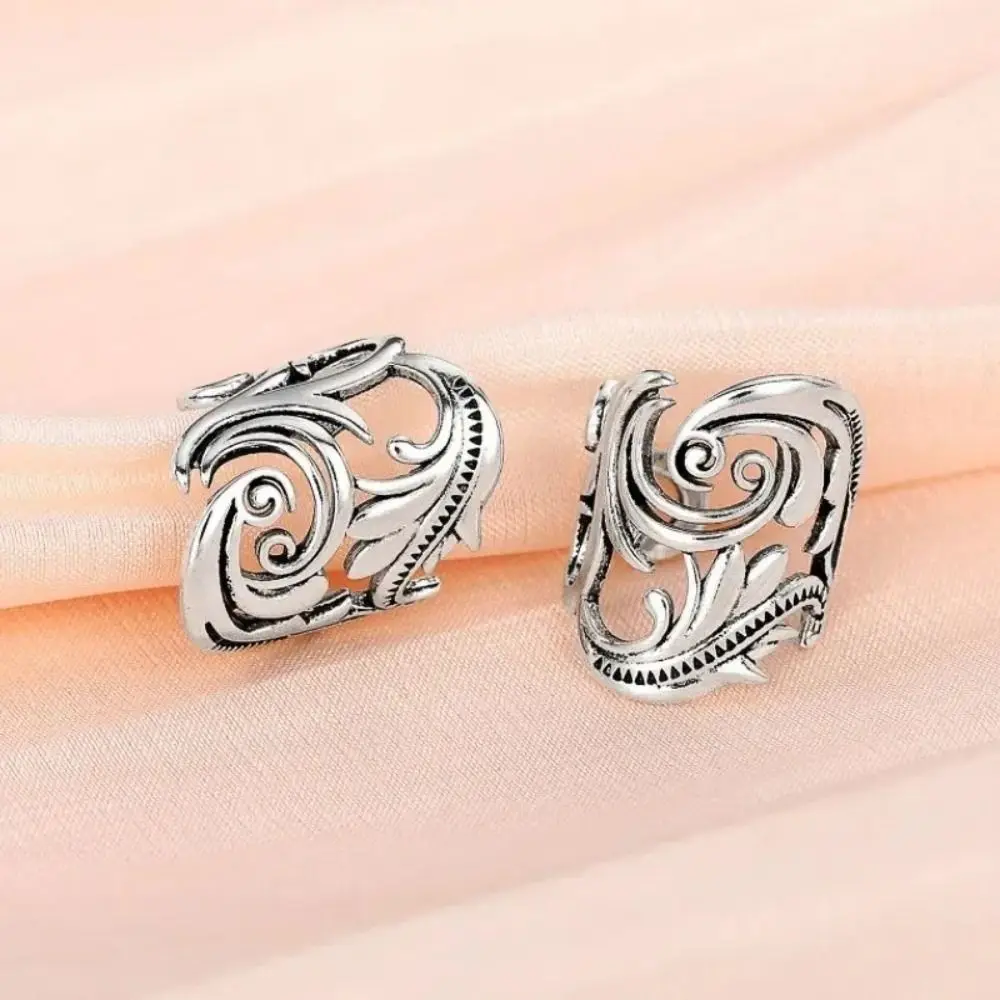 Ethnic Pattern Copper Material Clip Earrings Hollow Carving Leaf Branches Pattern Ear Cuffs Non-Piercing Earrings Daily Wear