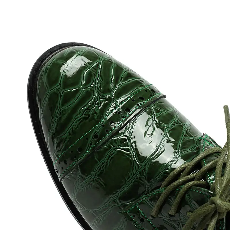 REAVE CAT الأخضر لامعة الإناث مضخات جولة تو الشقق كعب الدانتيل يصل تمديد حجم 41 42 43 الترفيه اليومي اليدوية الأحذية للنساء #6