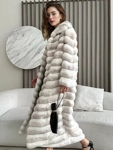 Женские шубы из меха кролика Рекс