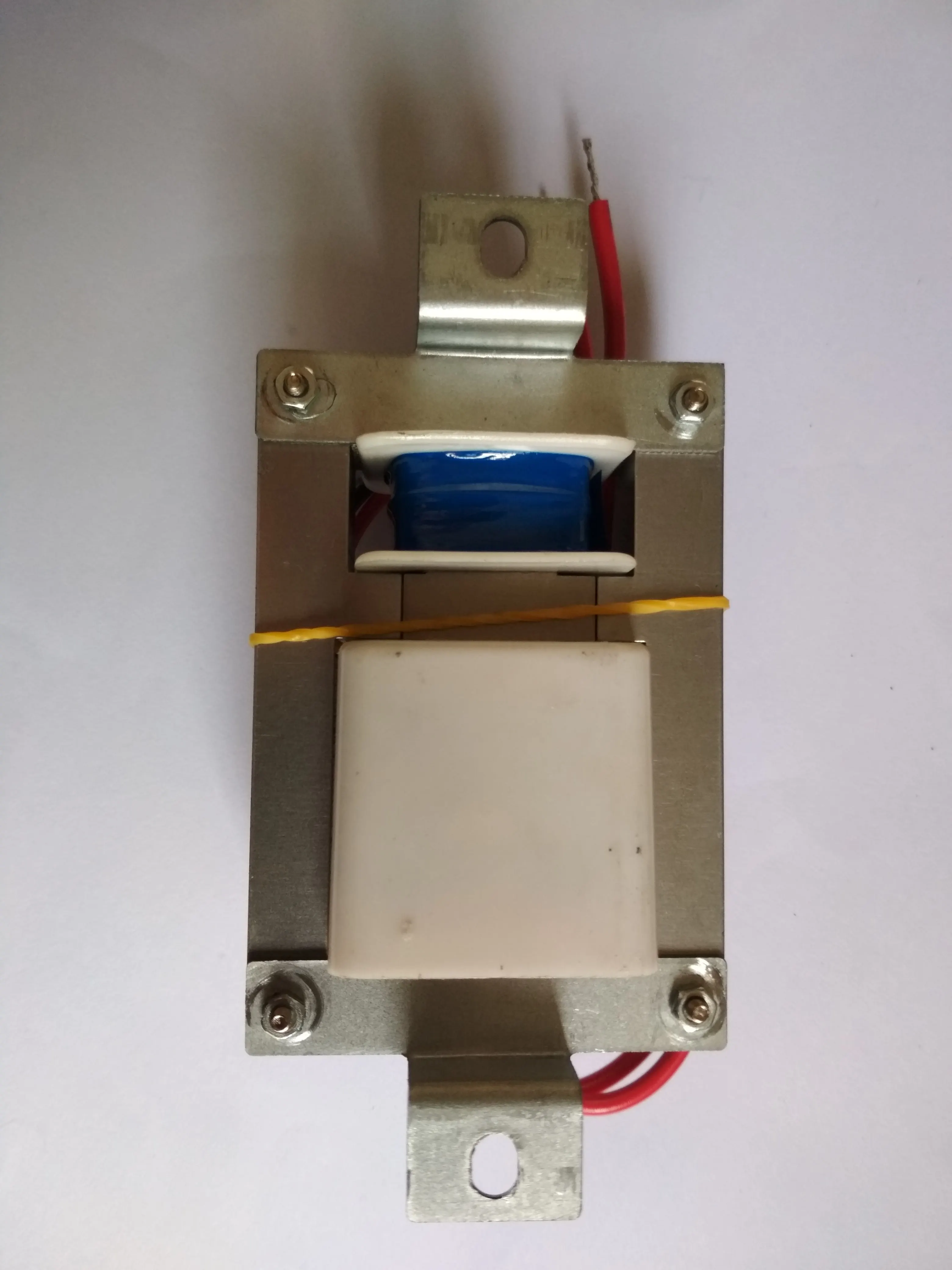 Medium 57 * 16 high voltage packaging transformer 220V/2500V horizontal accessories