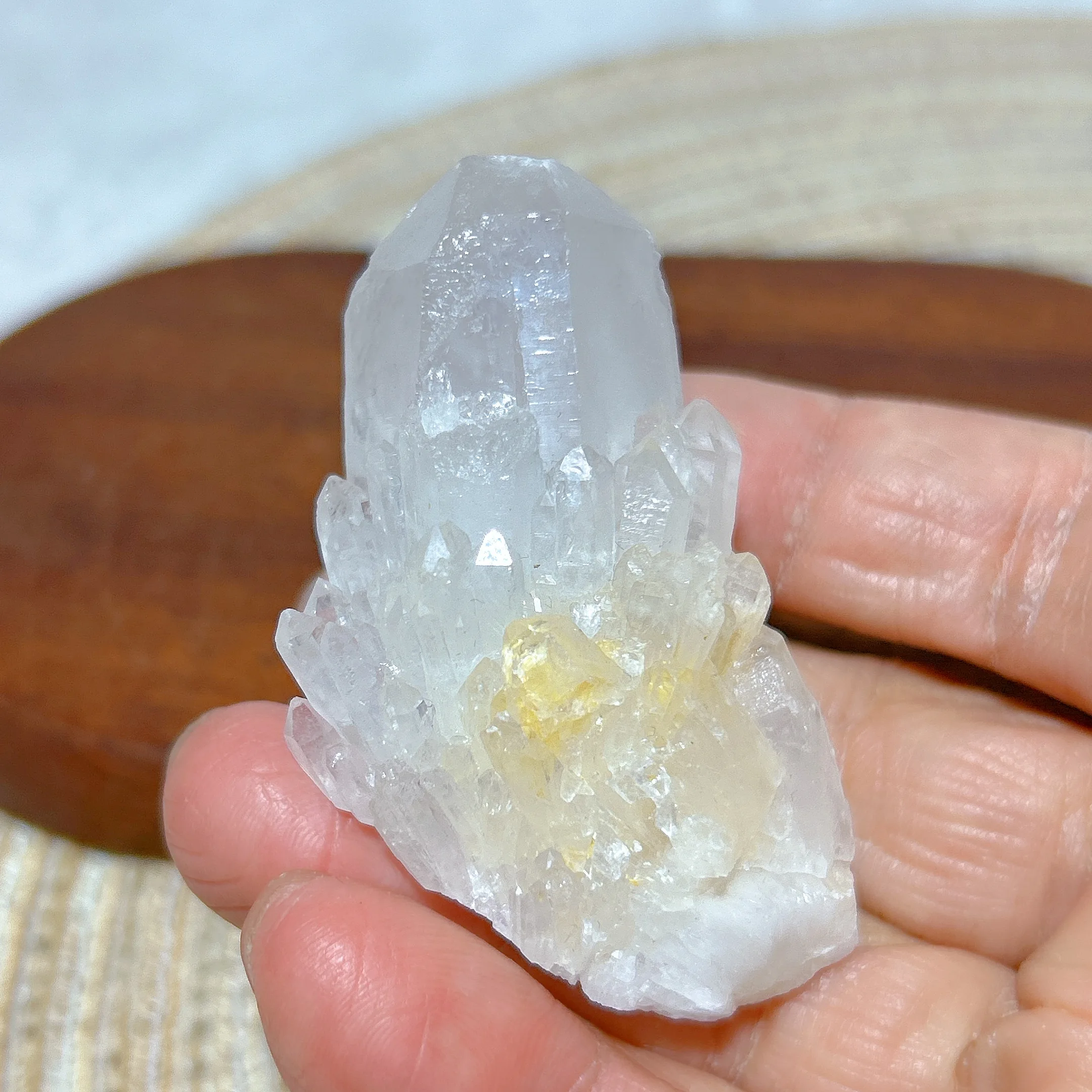 

Natural Crystal Candle Clear Quartz Cluster Specimen Raw Stone High Quality Healing Reiki Home Decorations Mineral Energy Gift