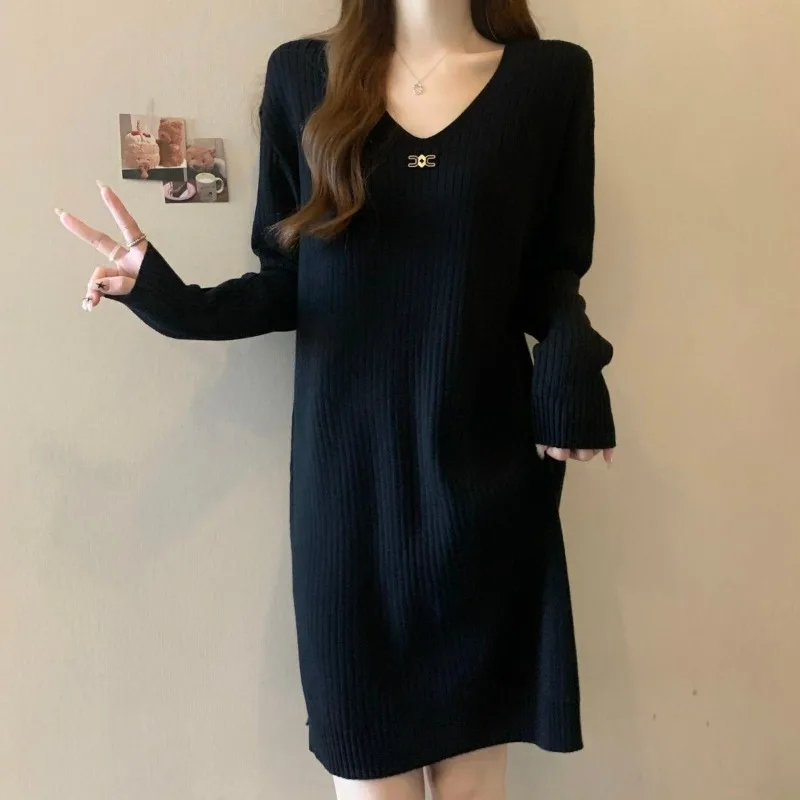 Women's Autumn and Winter New Style V-neck Large Size Loose Slim Knitted Base Skirt