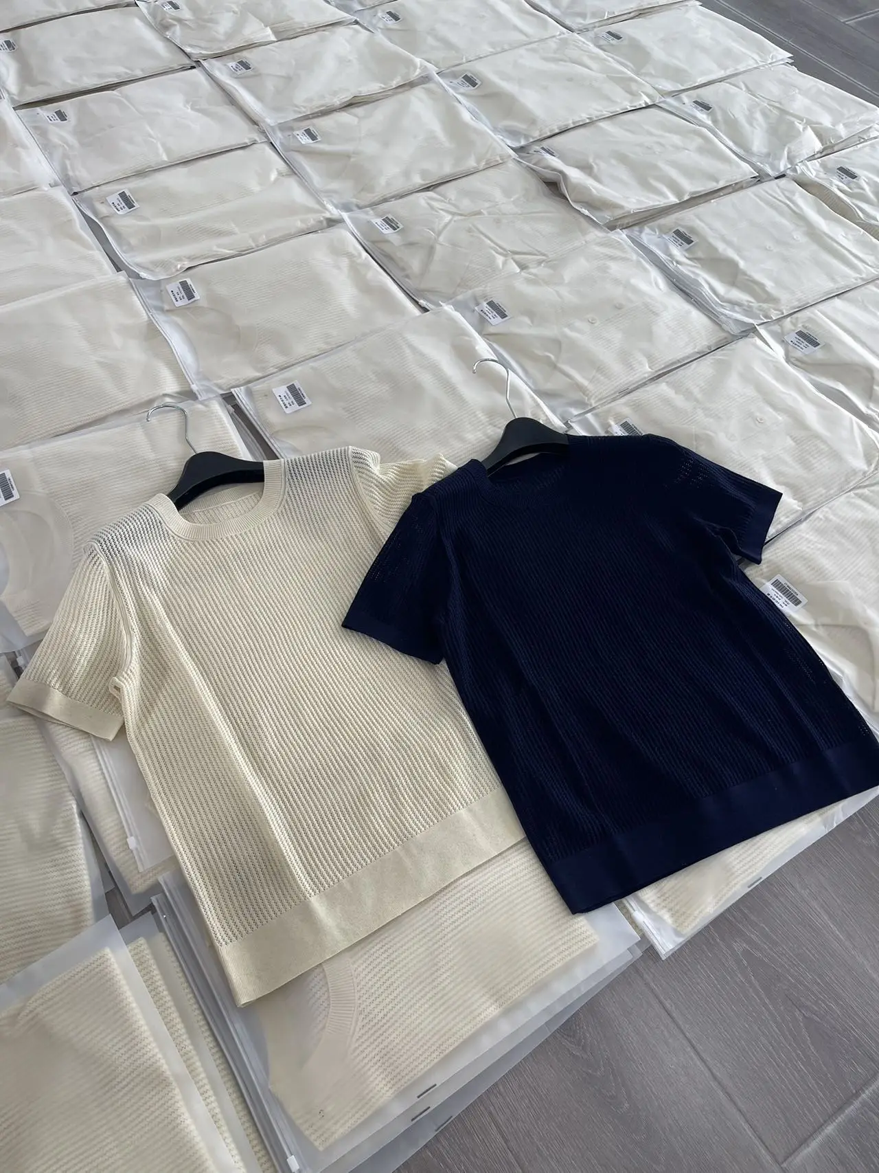 

2026 Spring/Summer New Women's Short-Sleeve Knitwear - Stylish, Versatile, and Elegant