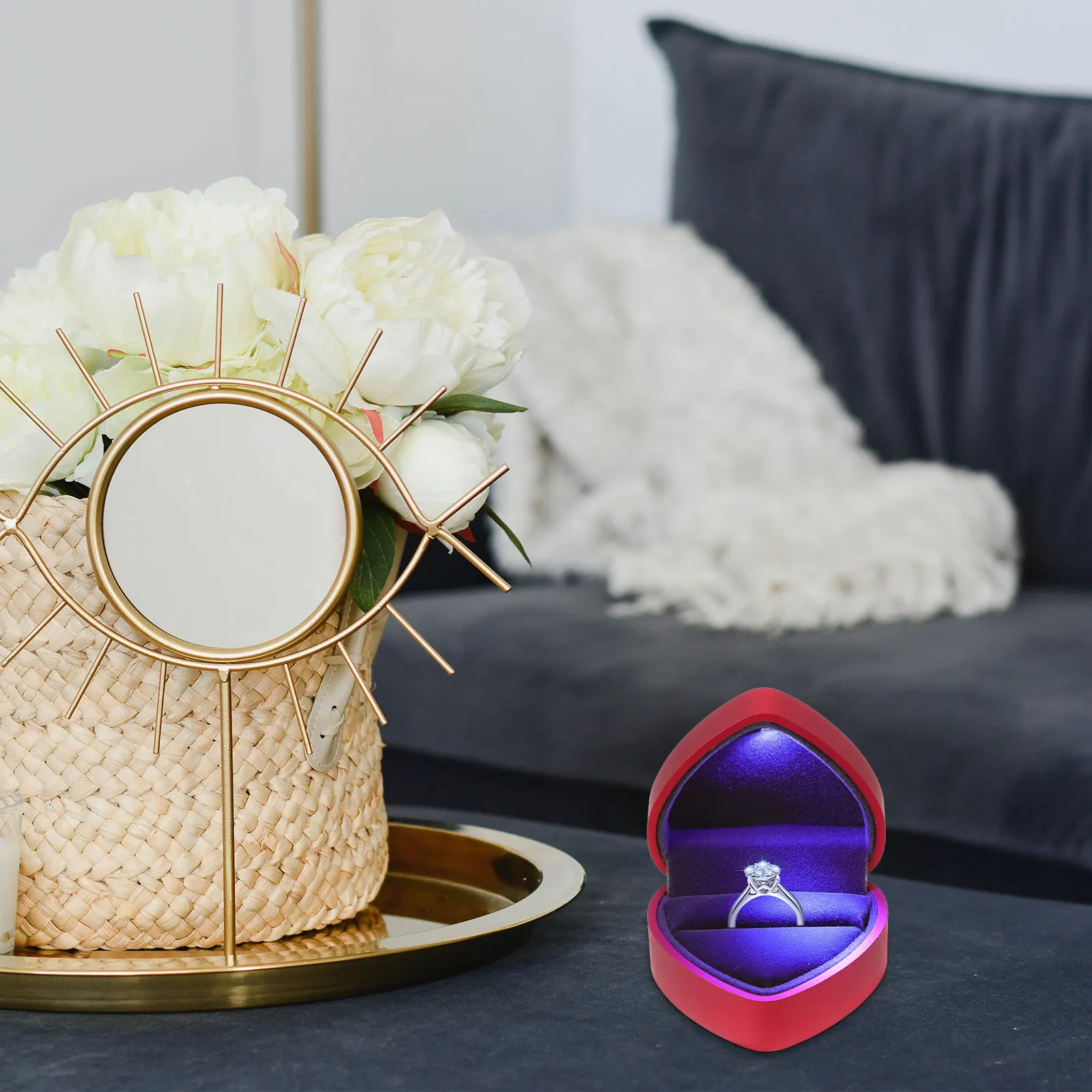 

Heart Shaped Plastic Jewelry Box Blue LED Light Romantic Proposal Gift Packing Case Jewelry Storage Organizer Packing Case