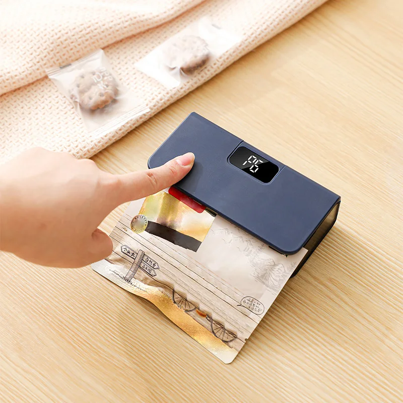 

Portable Hand Pressure Sealing Machine, Rechargeable Mini Bag Sealer for Hanging-ear Coffee, Tea Leaves and Snack Bags