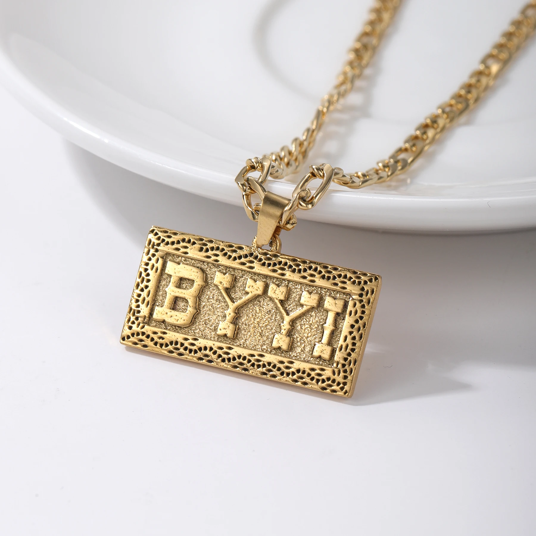 Qitian 3D personalized custom nameplate unique fashionable gold pendant stainless steel necklace women's and men's jewelry