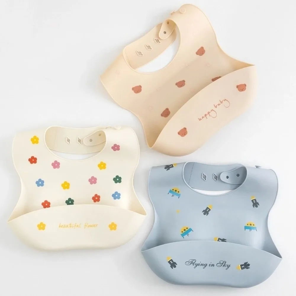 Милые мягкие силиконовые водонепроницаемые нагрудники с мультяшным принтом, регулируемый ловец еды