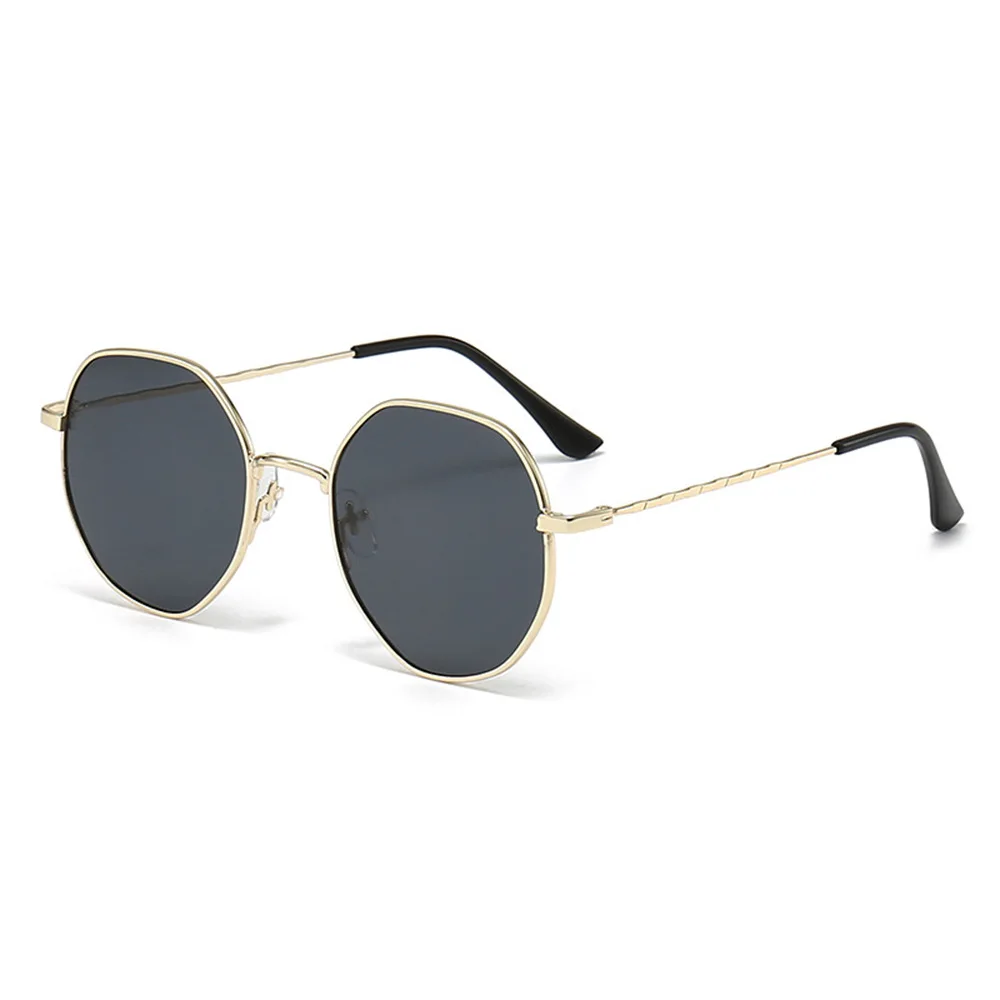 New Fashion Metal Small Frame Sunglasses Female Driving anti-glare anti-UV Retro Sunglasses Gafas Hombre Sunglasses Men T9